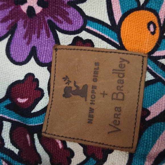 Vera Bradley x New Hope Girls Crossbody Bag Nwot - Picture 3 of 5